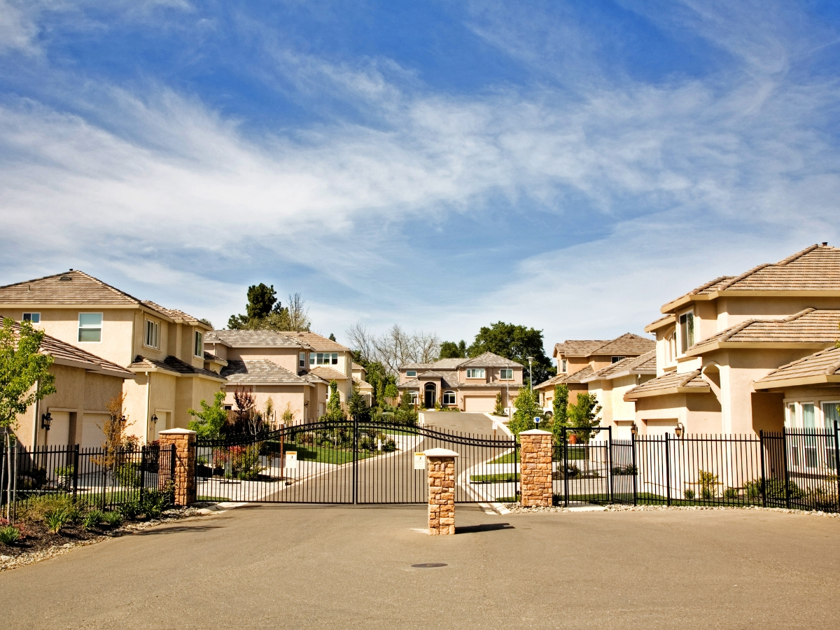 Gated Communities & Apartments Gated Communities & Apartments