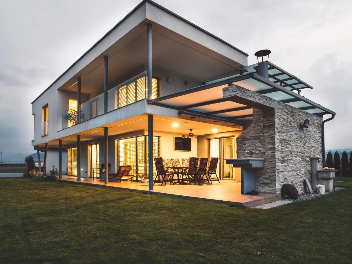 Modern villas in fast-growing tech zones